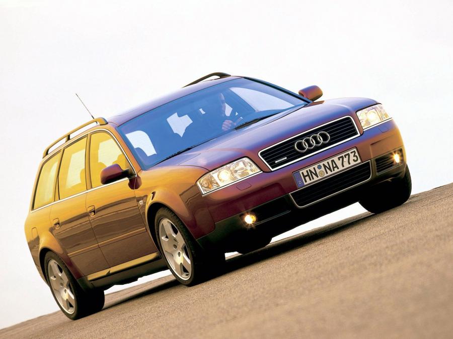  Audi A6 4.2 Quattro Avant (4B, C5) 1999 года  (фото 1 из 5)